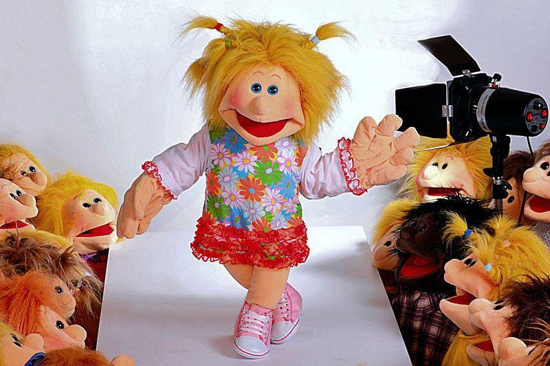 Living Puppets Handpuppen - Star - die menschlichen Handpuppen mit dem "Klappmaulprinzip" werden gerne in Kitas, Schulen und therapeutischen Einrichtungen eingesetzt - aber auch privat. Living Puppets Handpuppen - die Star Handpuppe mit Klappmaulprinzip