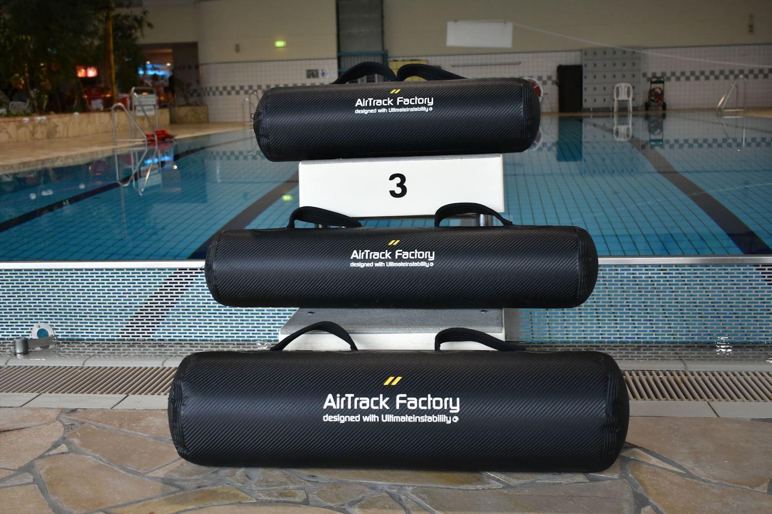 Aqua Line - Aquabag - Die Aqua Line von Airtrack Factory - bringt enorm viele Trainingsmöglichkeiten im Bereich Fitness mit sich Aqua Line - Aquabag - original Airtrack Factory - wird mit Luft und Wasser gefüllt