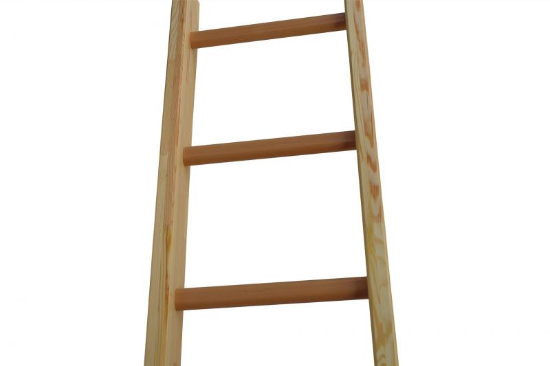 Kletterleiter-Detail - Sprossen aus massivem Buchenholz, Wangen aus sehr stabilen einheimischen Nadelhölzern, in Europa hergestellt Kletterleiter-Detail - Sprossen aus massivem Buchenholz