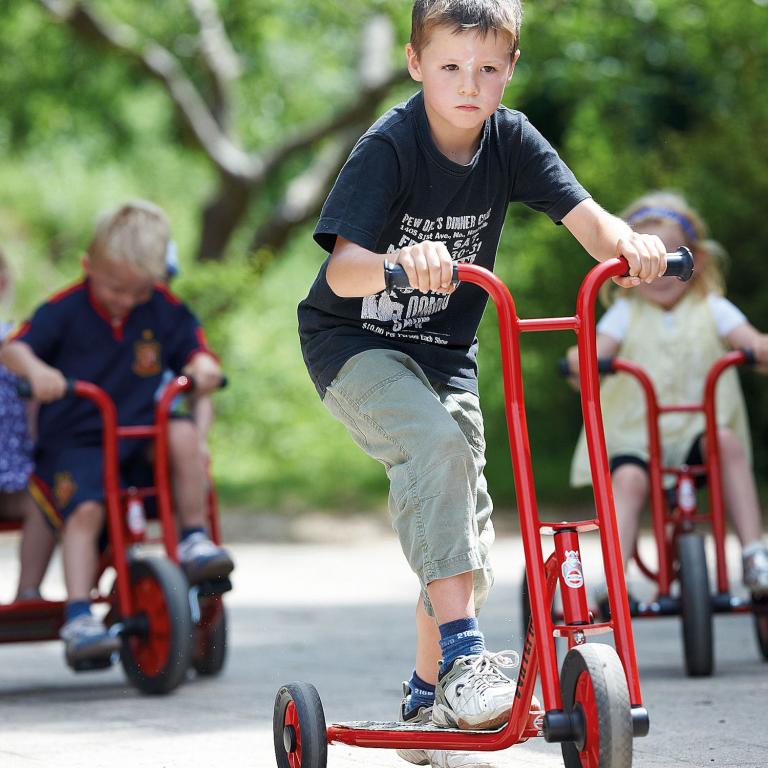 Safety Roller klein Aktion - Winther Viking Institutionsfahrzeug in hoher Qualität