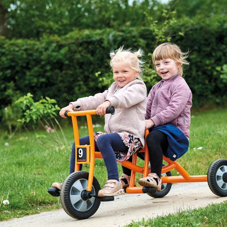 Taxi - Jakobs - Fahrzeug für Kitas und andere Institutionen