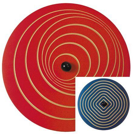 Wandkreisel - Welle in blau oder rot - runde Schwungscheibe aus farbig beschichtetem MDF-Holz